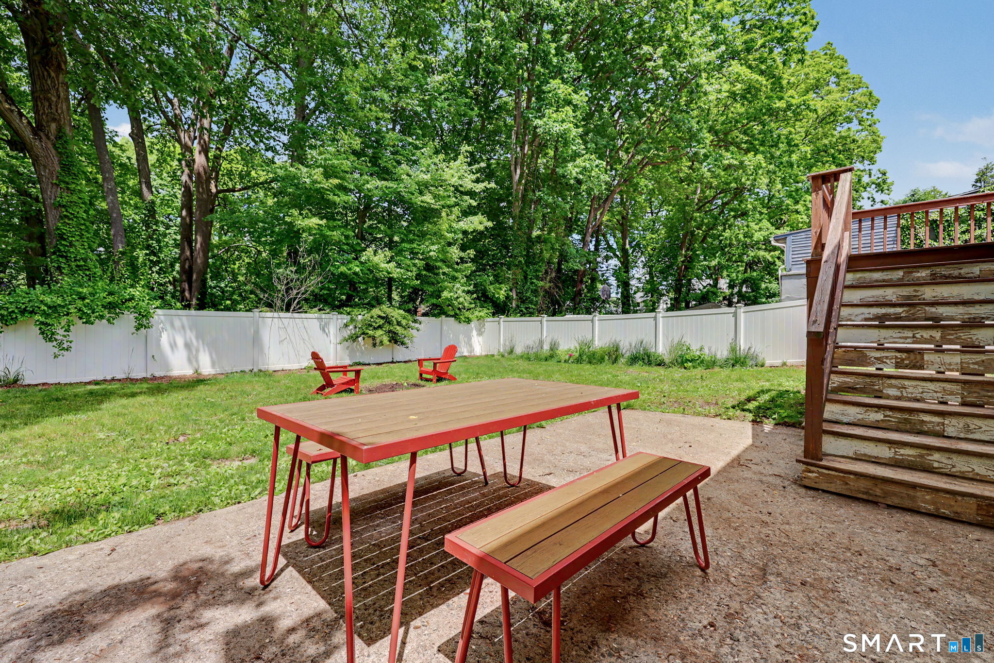 110 Lakeview Terrace