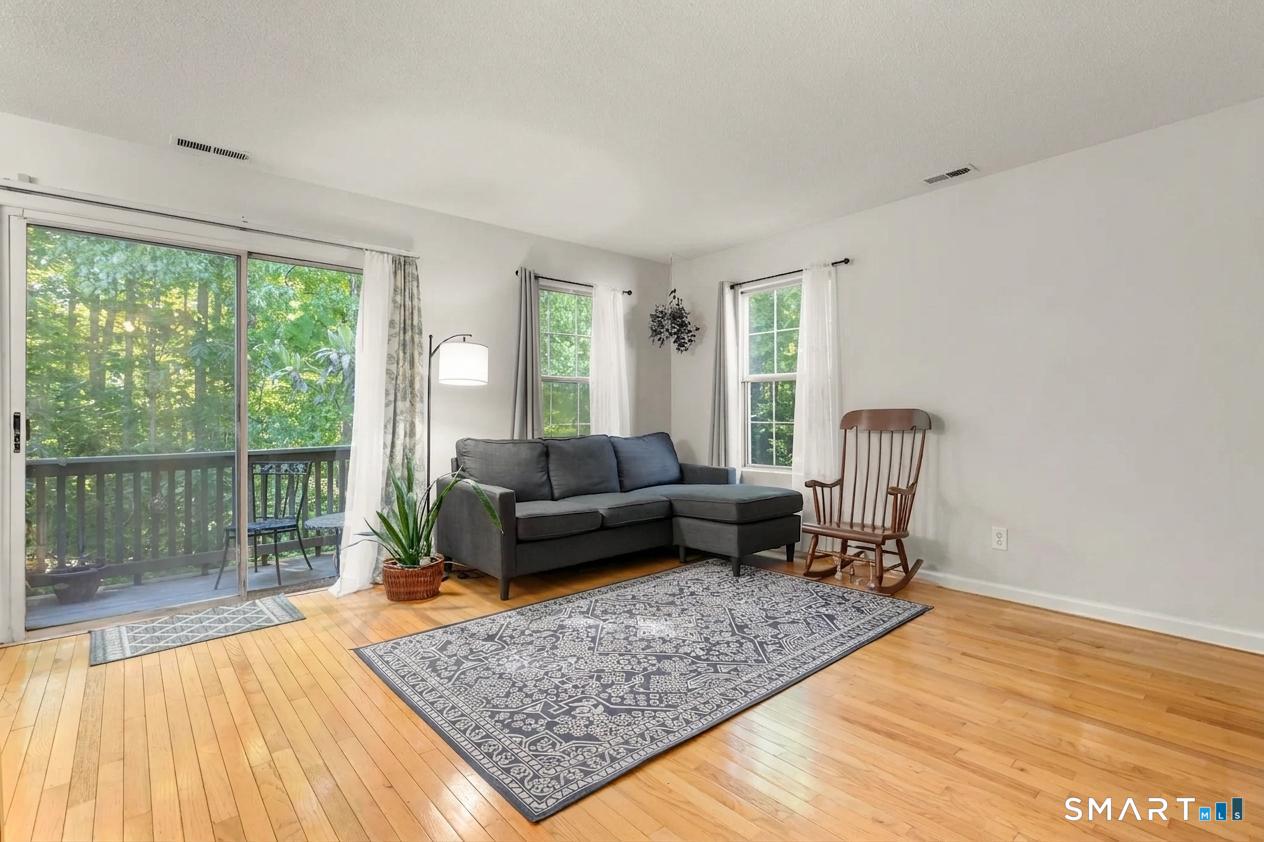 229 Branford Road 526