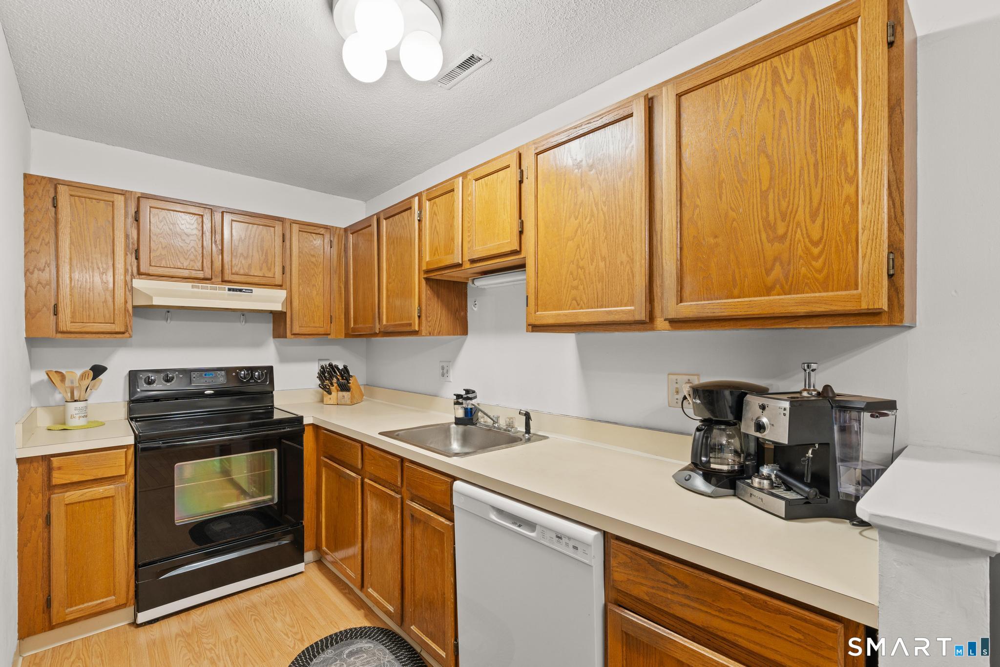 229 Branford Road 526