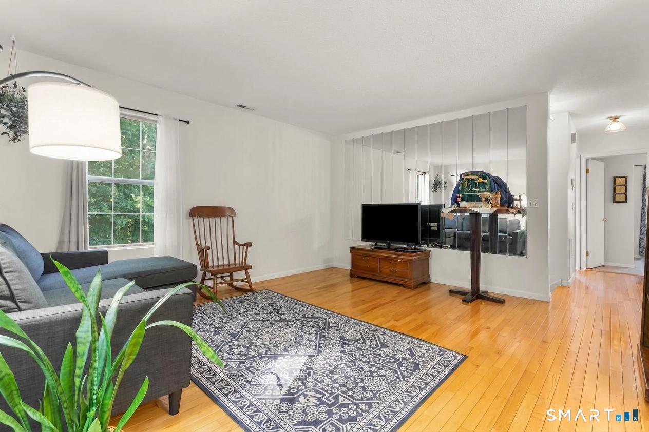 229 Branford Road 526