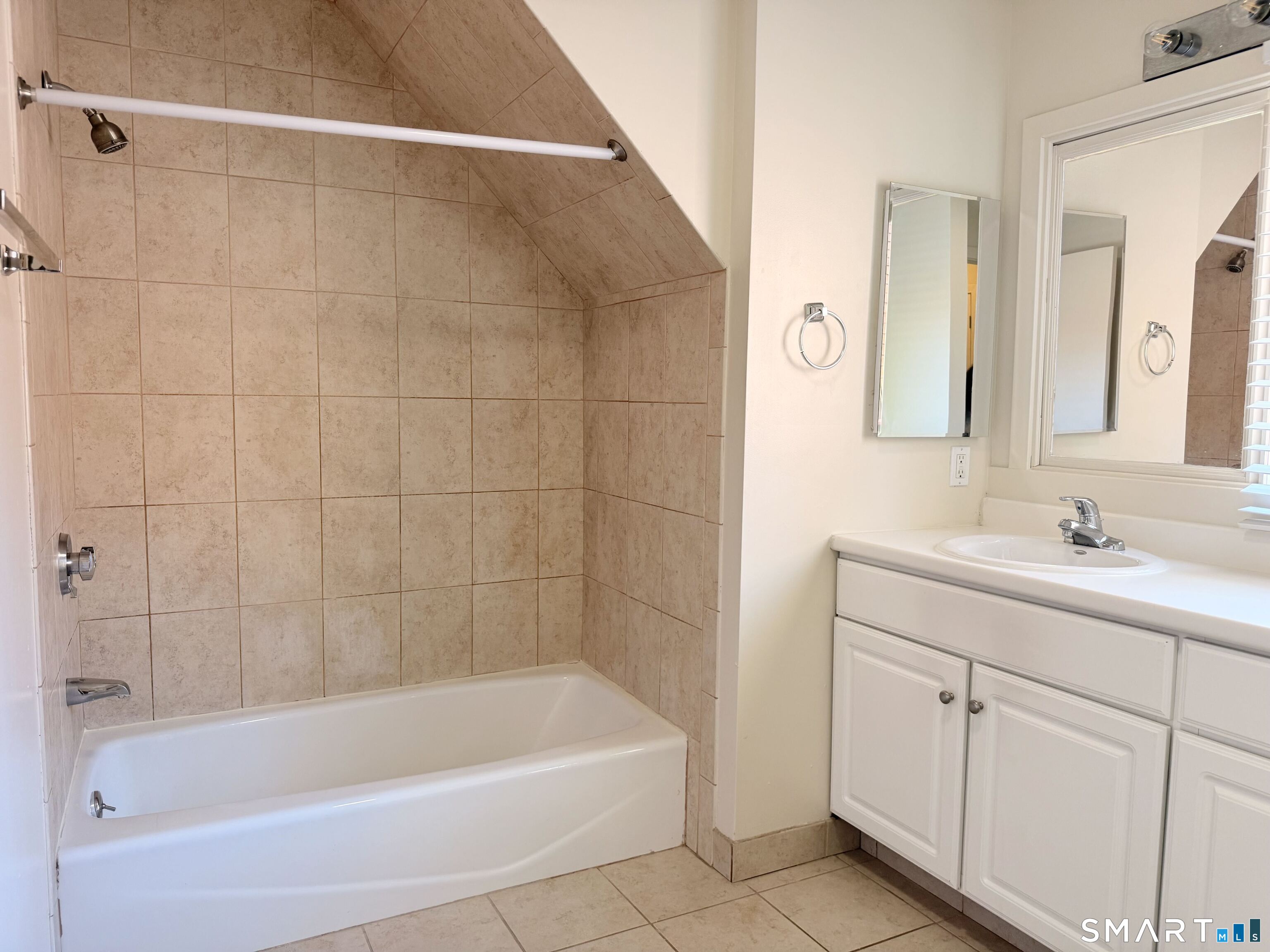 118 Montoya Drive 118