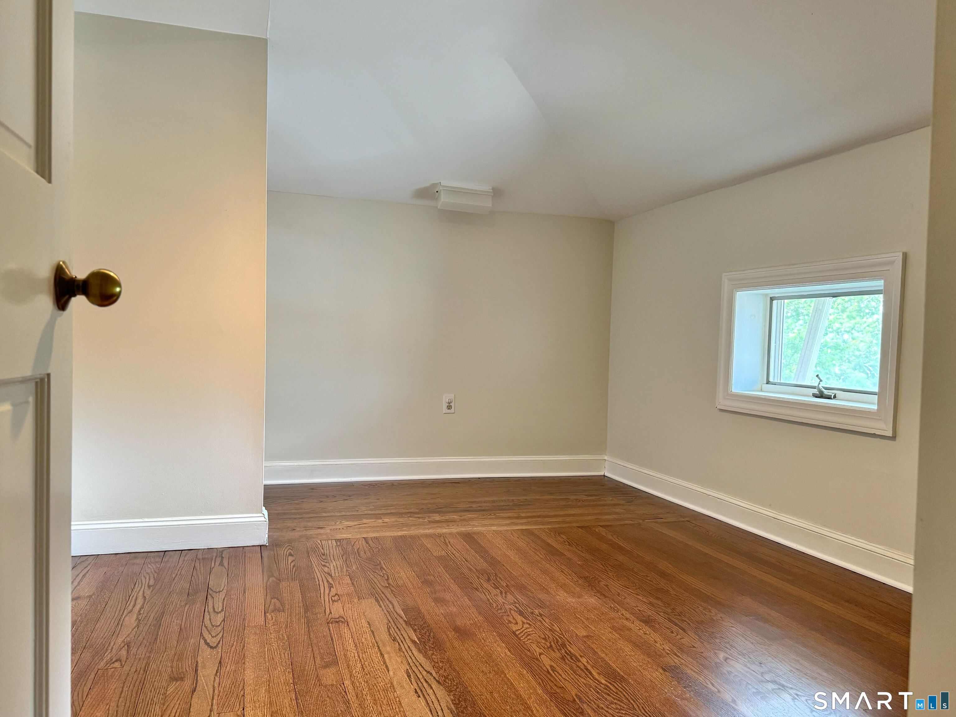 251 Edwards Street 2