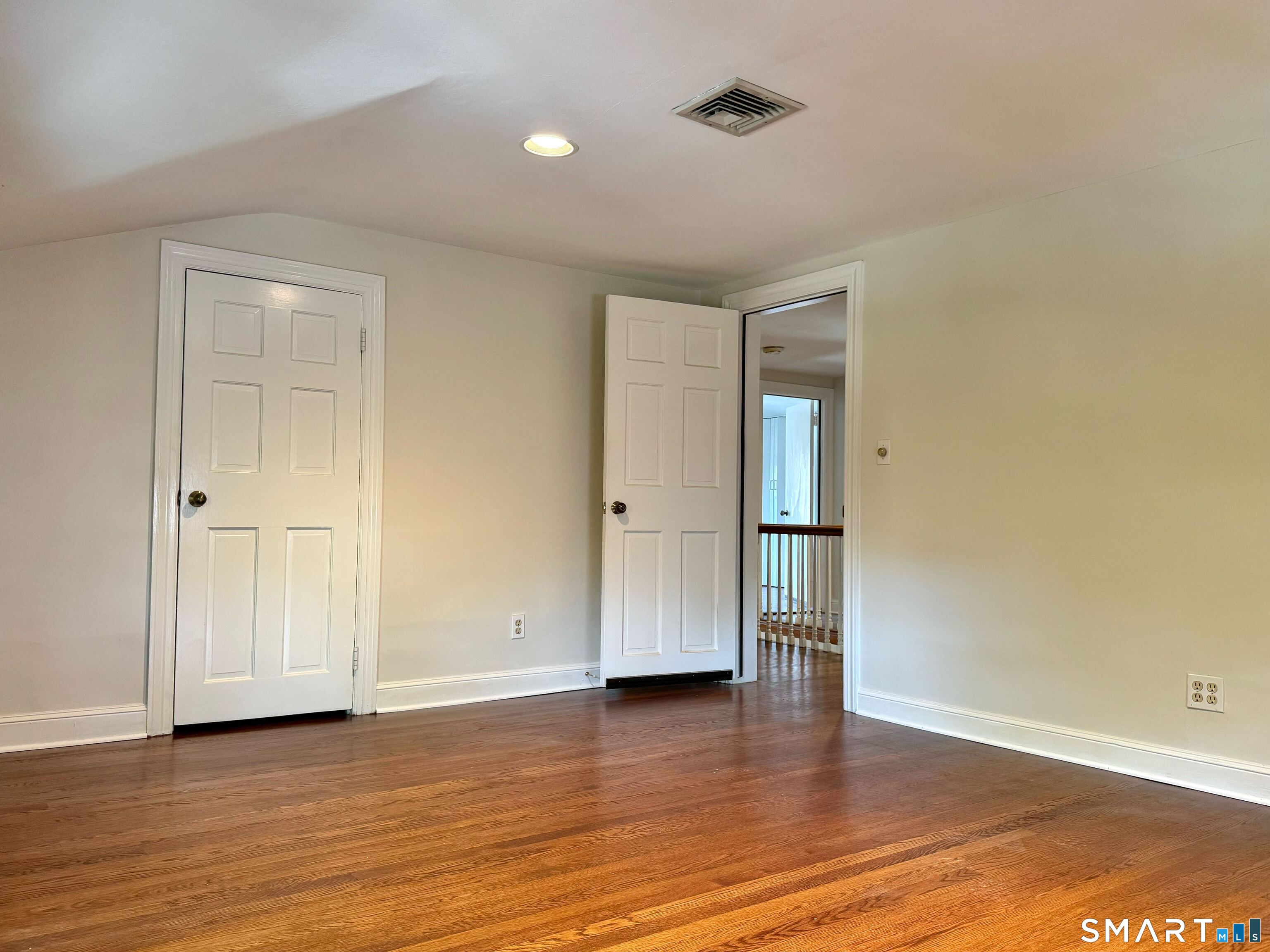 251 Edwards Street 2