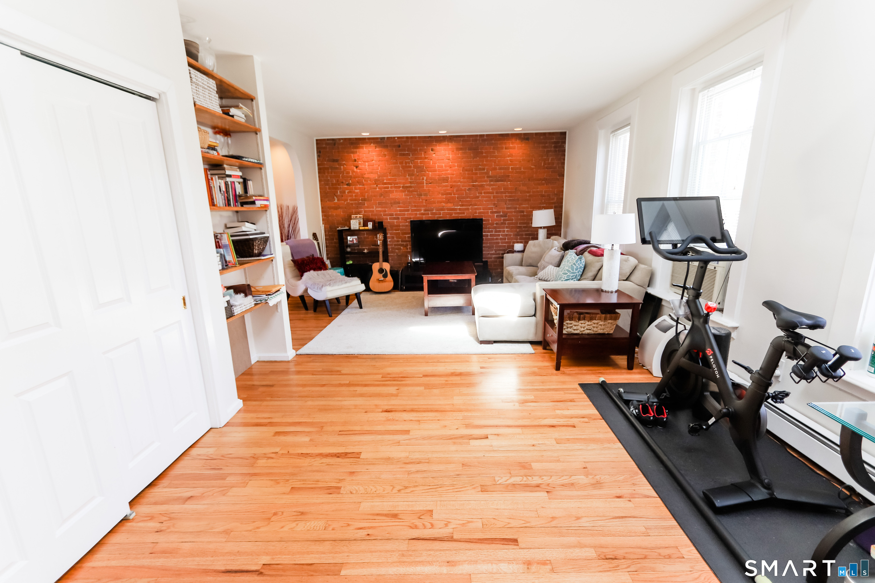 182 Chestnut Street 2