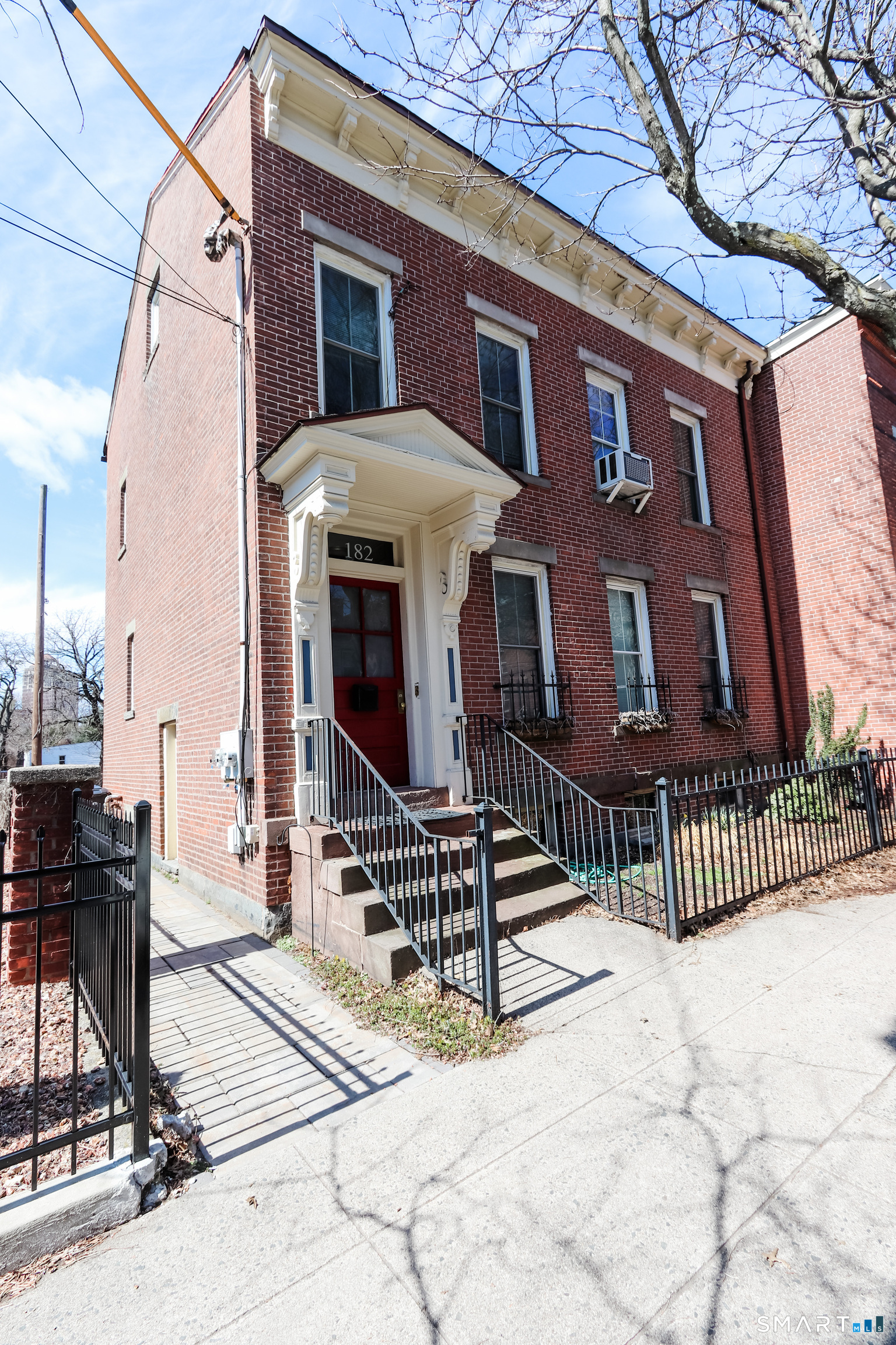 182 Chestnut Street 2