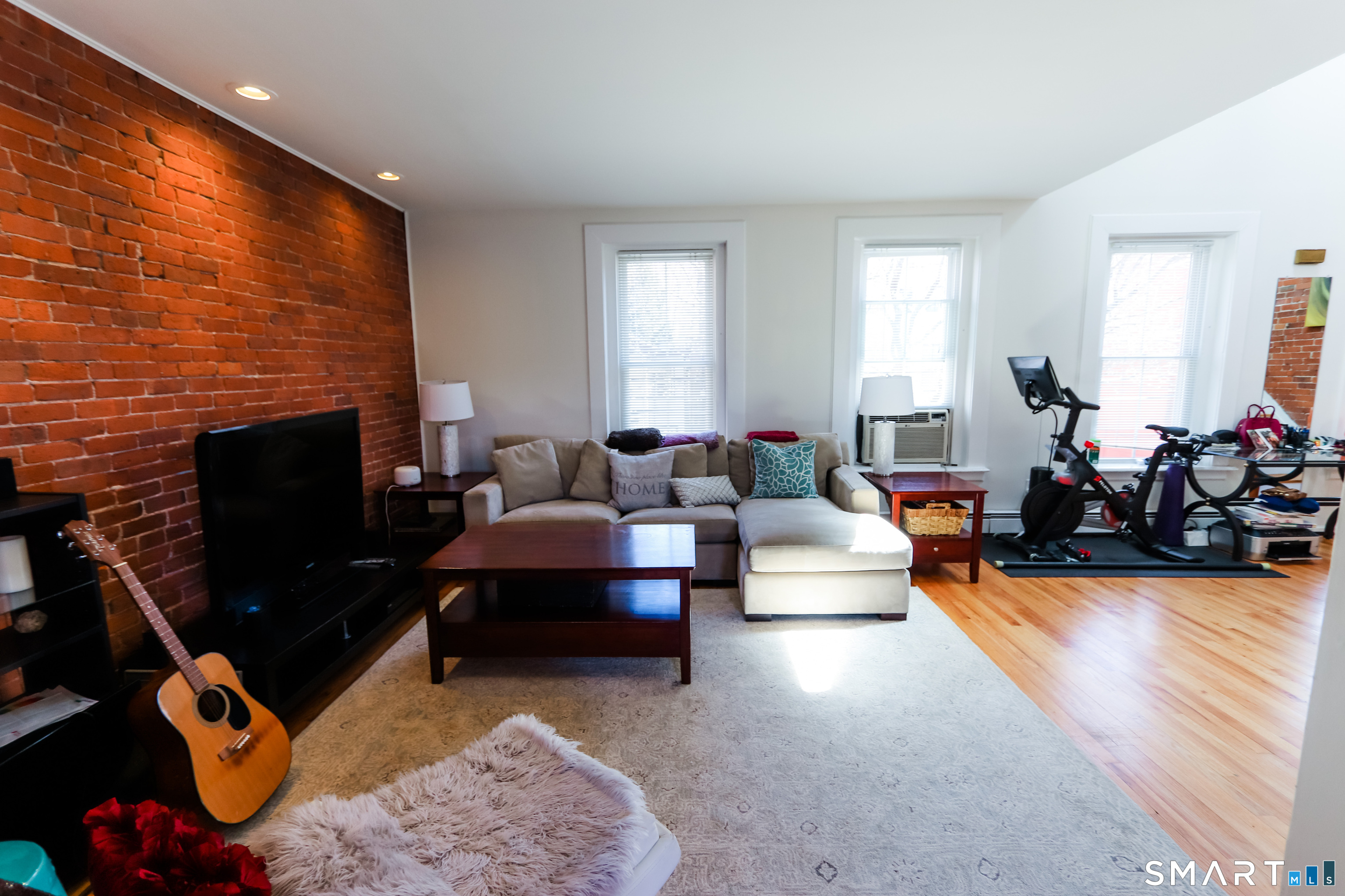182 Chestnut Street 2