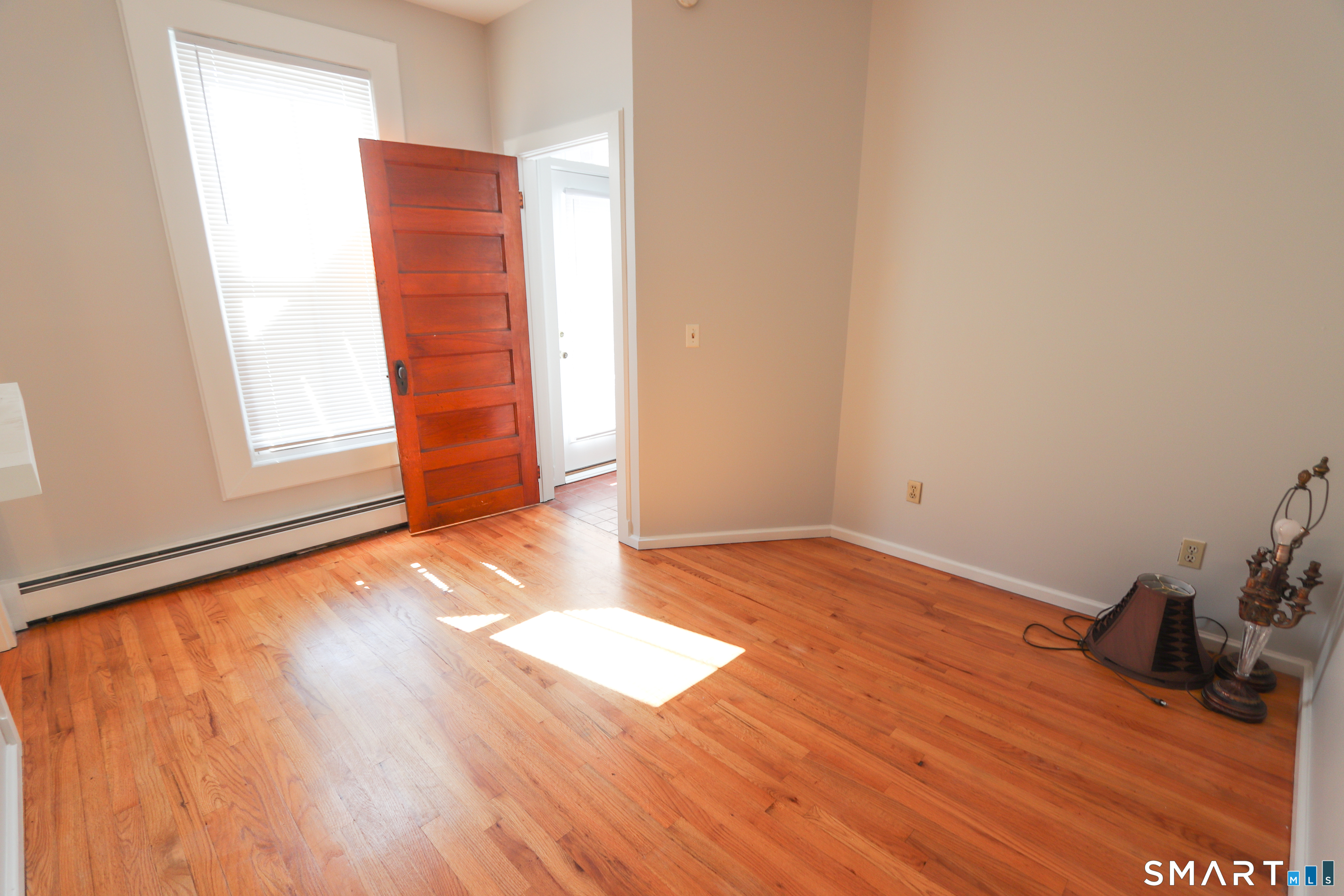 182 Chestnut Street 1