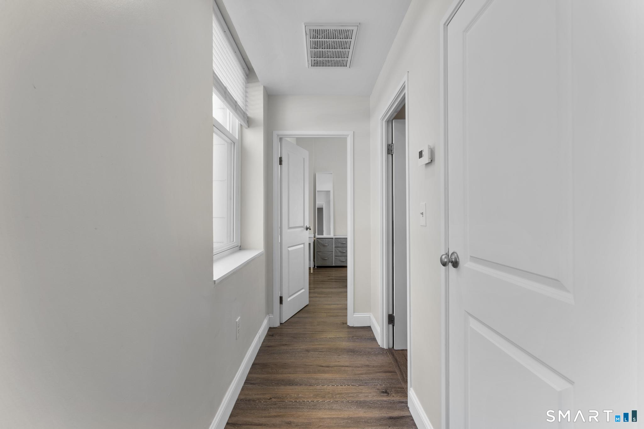 196 Crown Street Unit: 507