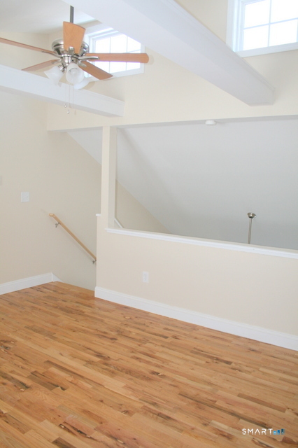 95 East Grand Avenue Unit: 6