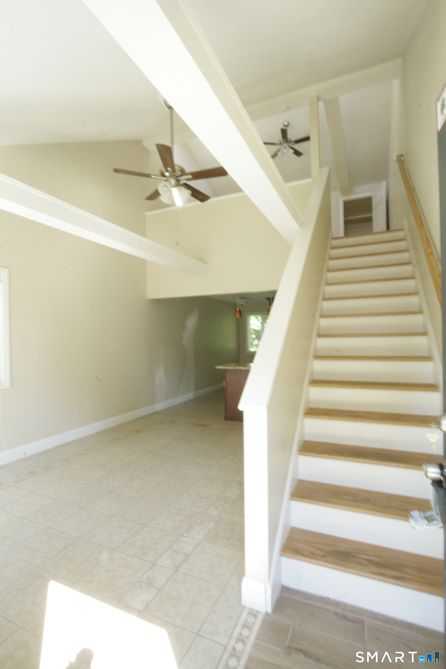 95 East Grand Avenue Unit: 6