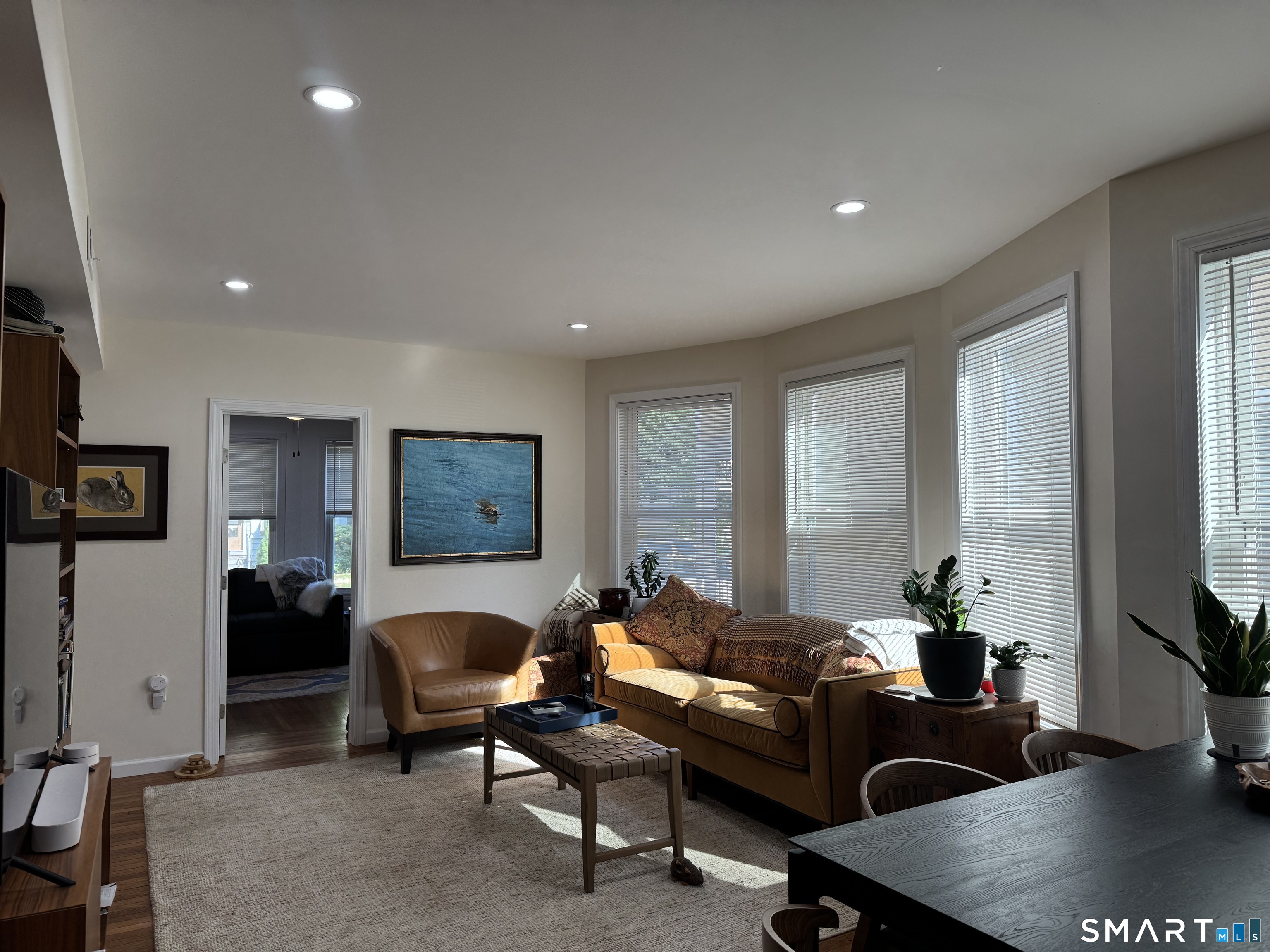 140 Foster Street Unit: 1