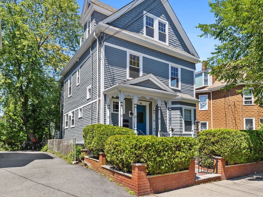 98 Hancock St # 2