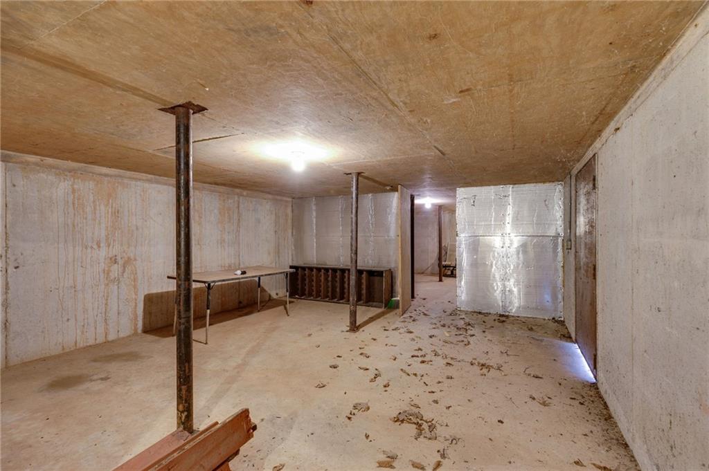 385 Grimes Bridge Road