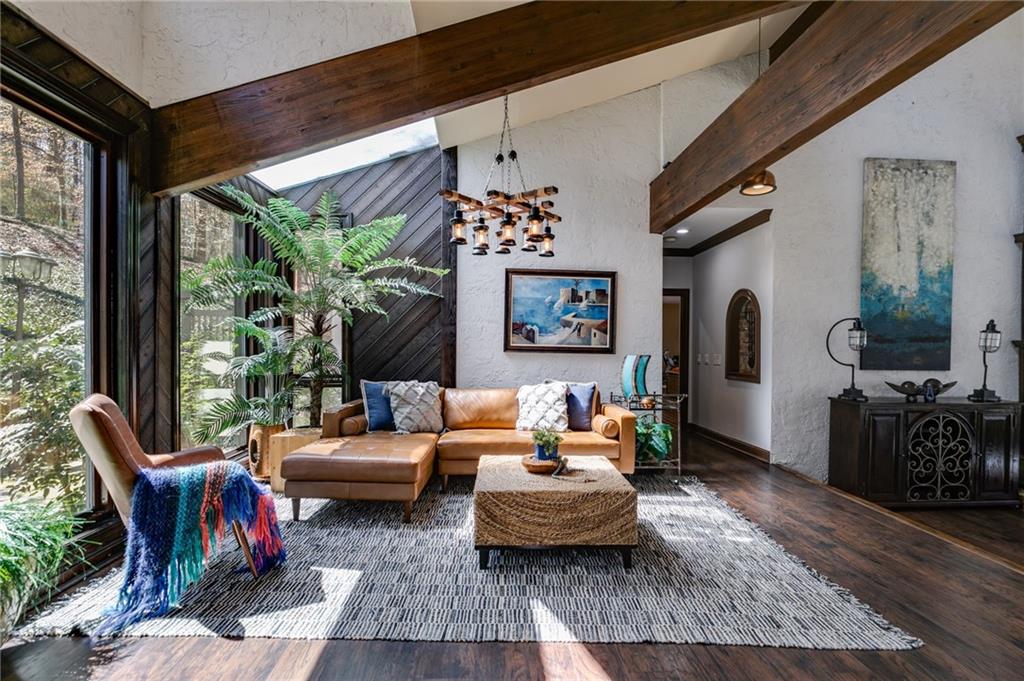 385 Grimes Bridge Road