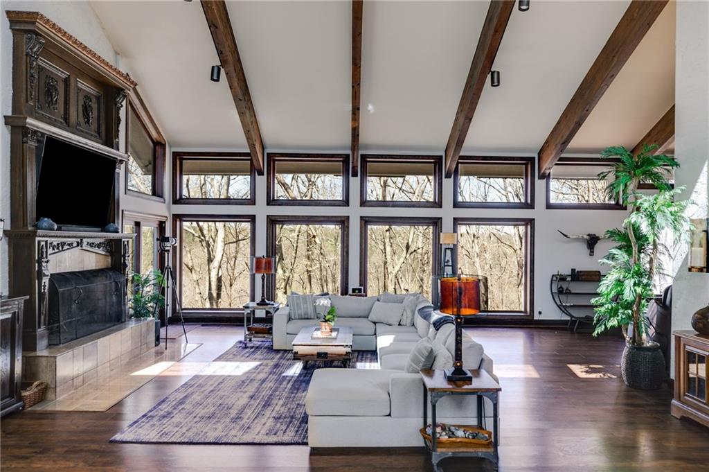 385 Grimes Bridge Road