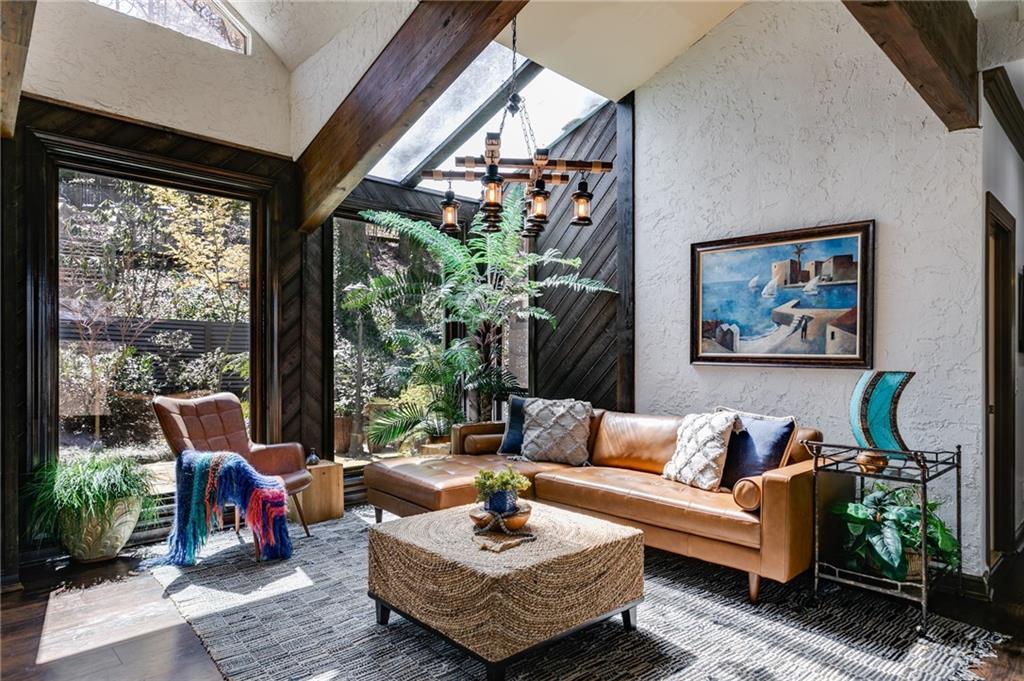 385 Grimes Bridge Road