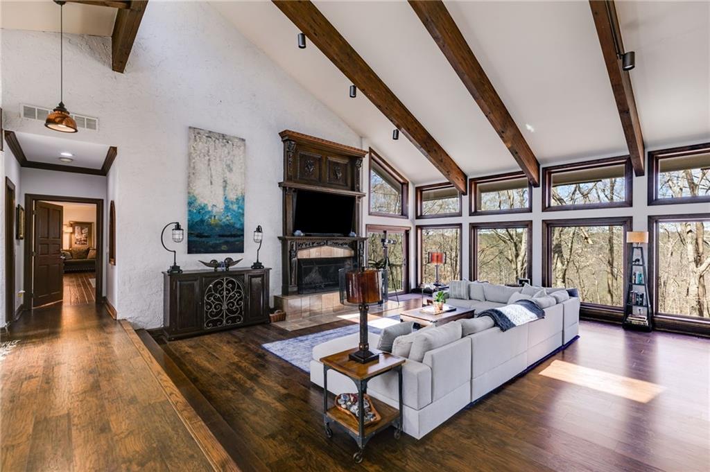 385 Grimes Bridge Road