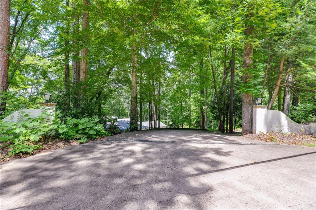 385 Grimes Bridge Road