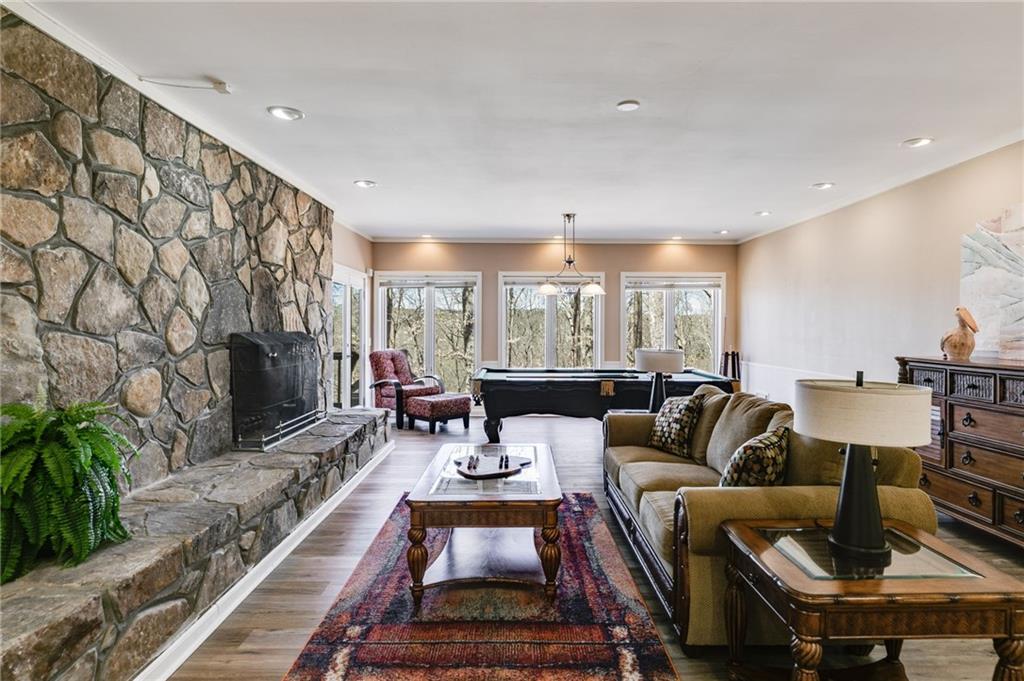 385 Grimes Bridge Road