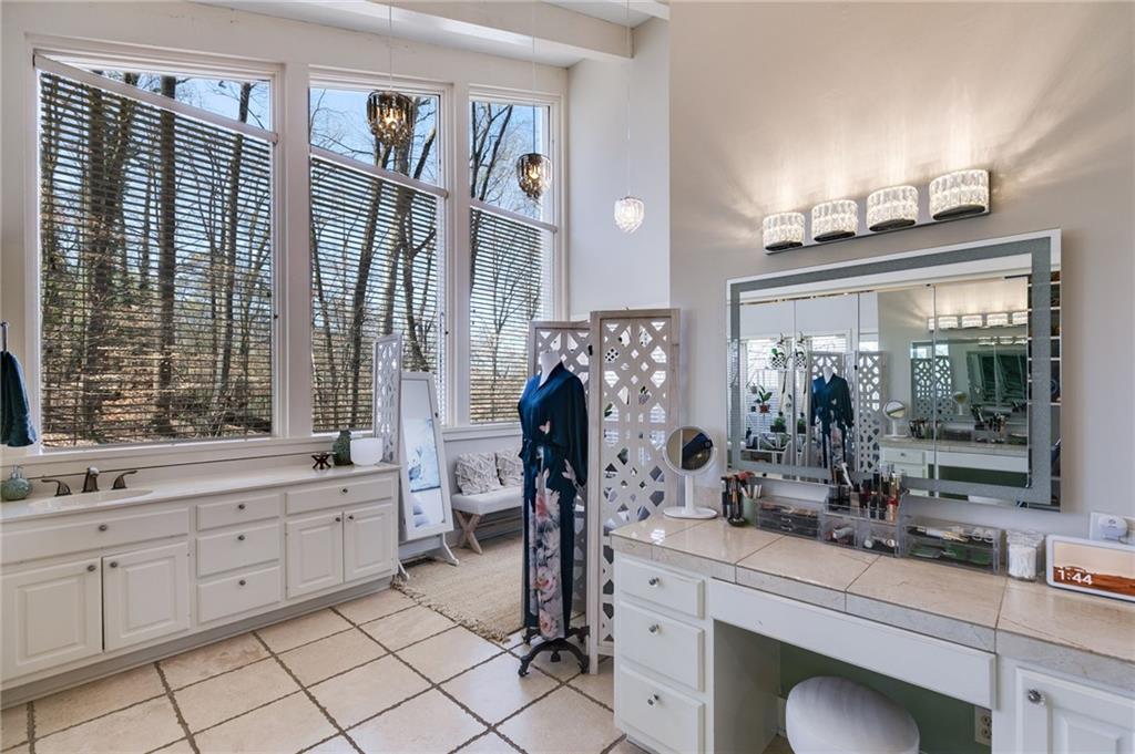 385 Grimes Bridge Road