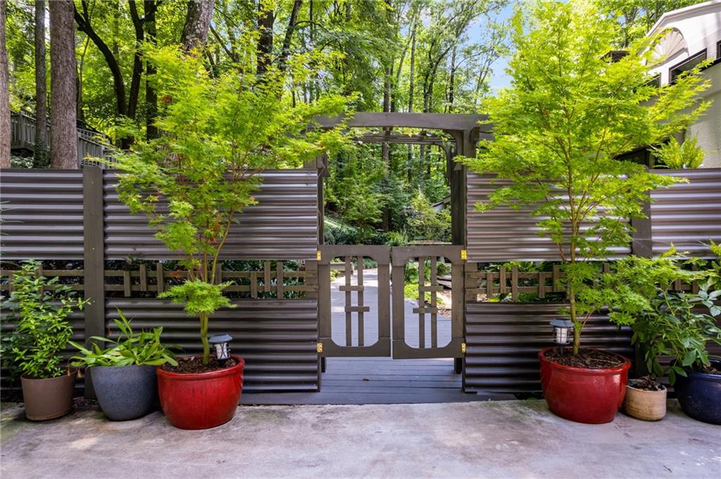 385 Grimes Bridge Road