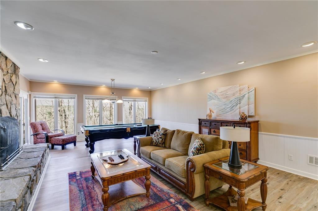 385 Grimes Bridge Road