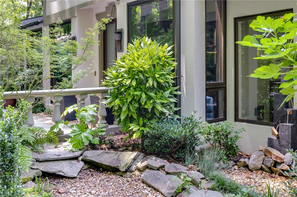 385 Grimes Bridge Road