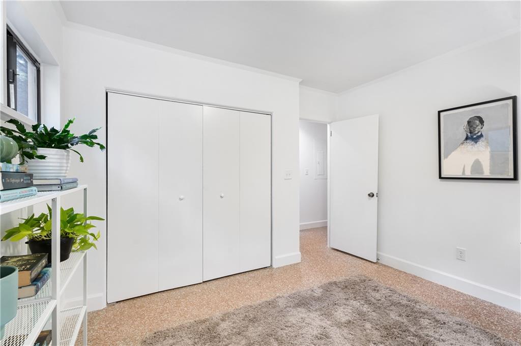 1811 E Clifton Road NE