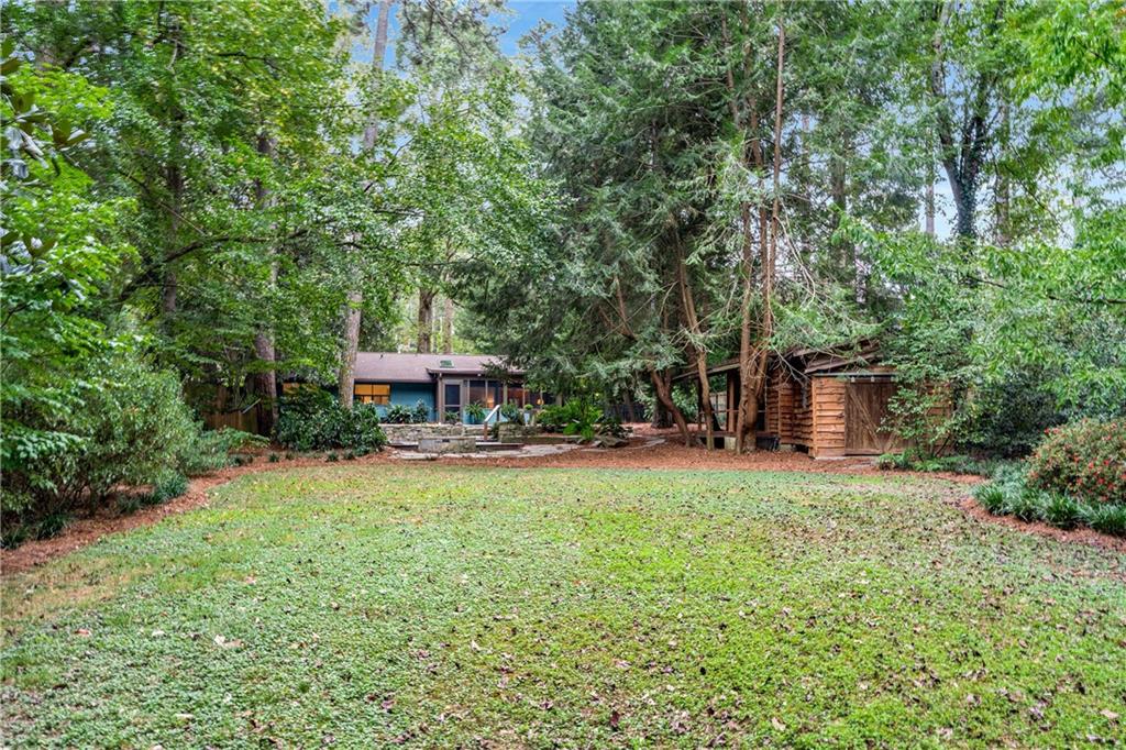 1811 E Clifton Road NE