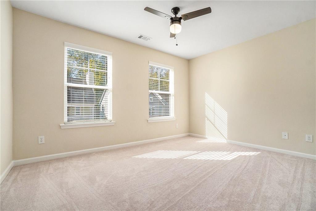 1821 Laurel Green Way