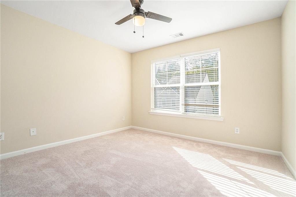 1821 Laurel Green Way