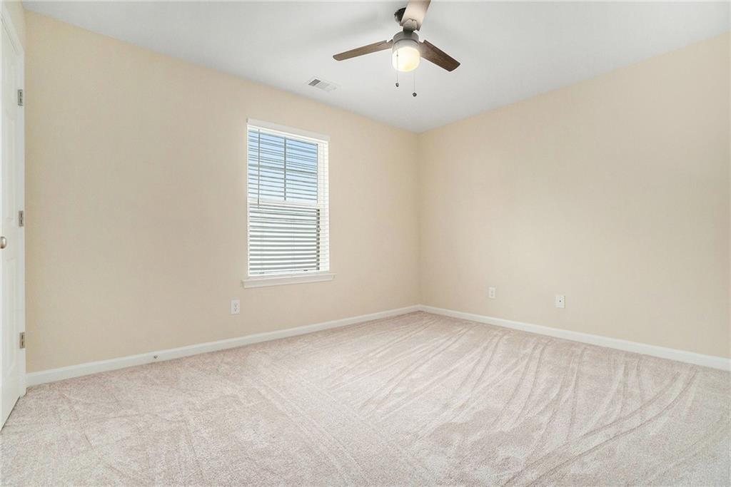 1821 Laurel Green Way