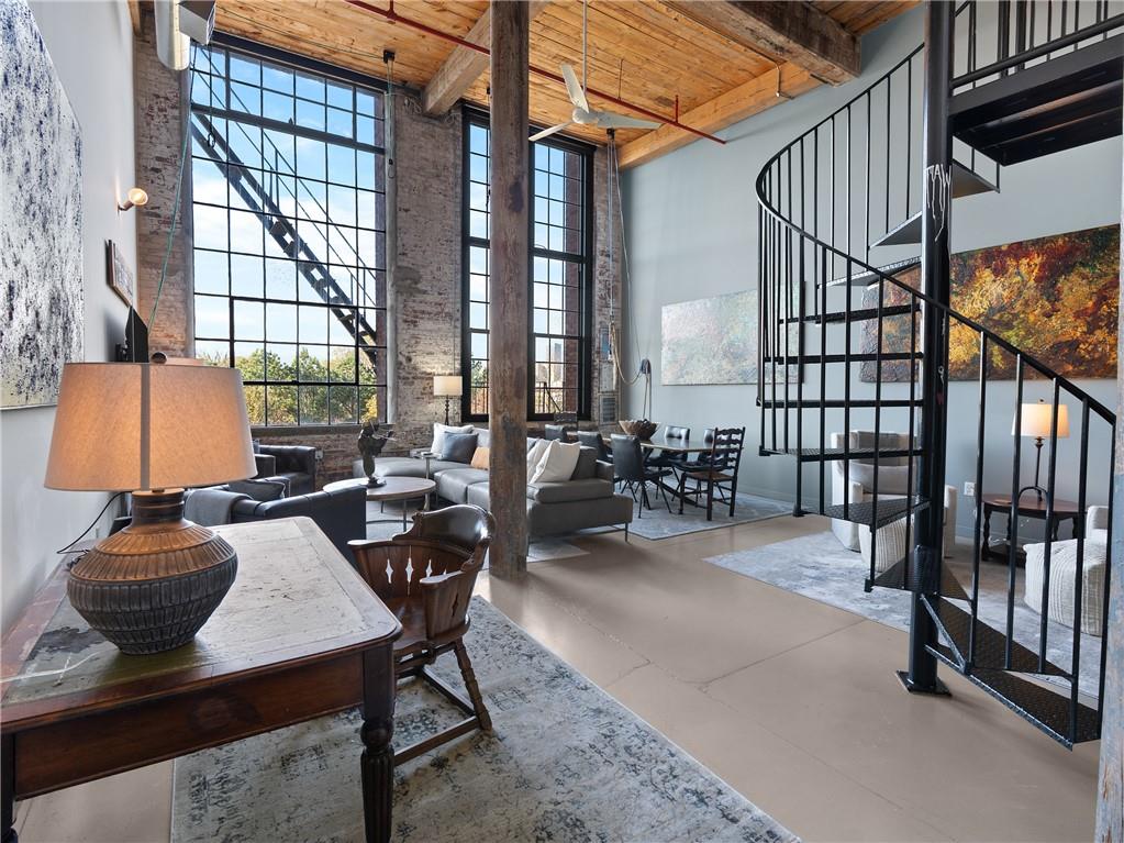 170 Boulevard Avenue SE Unit 305E