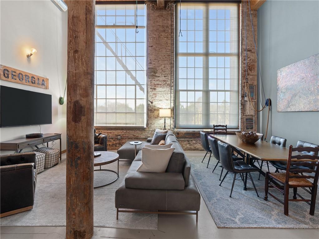 170 Boulevard Avenue SE Unit 305E