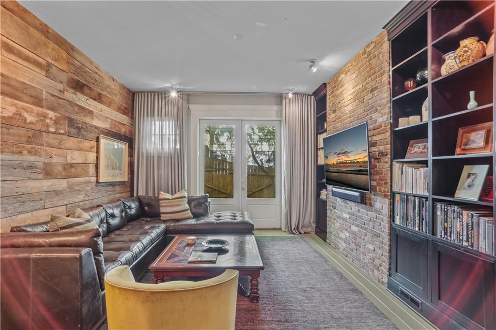 310 9th Street NE Unit TERRACE