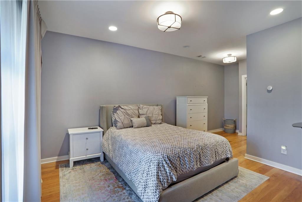 472 Martin Street SE Unit 6