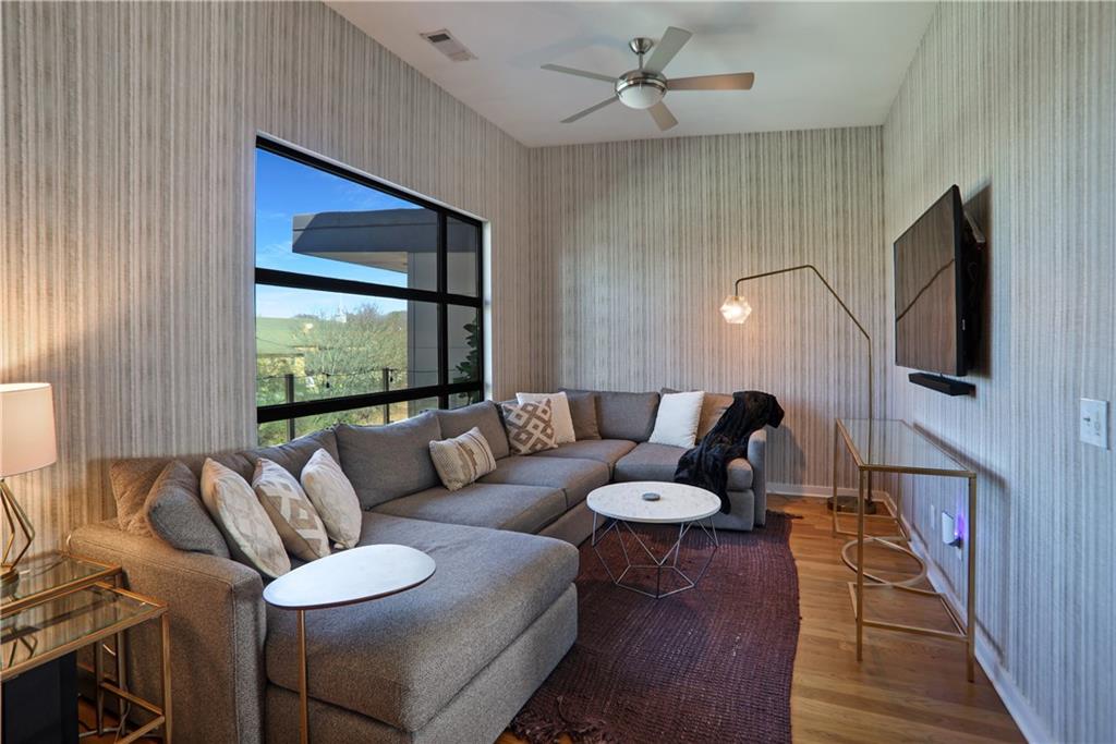 472 Martin Street SE Unit 6