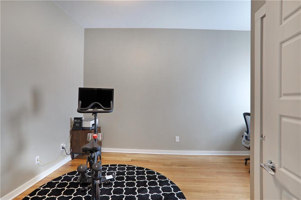 472 Martin Street SE Unit 6