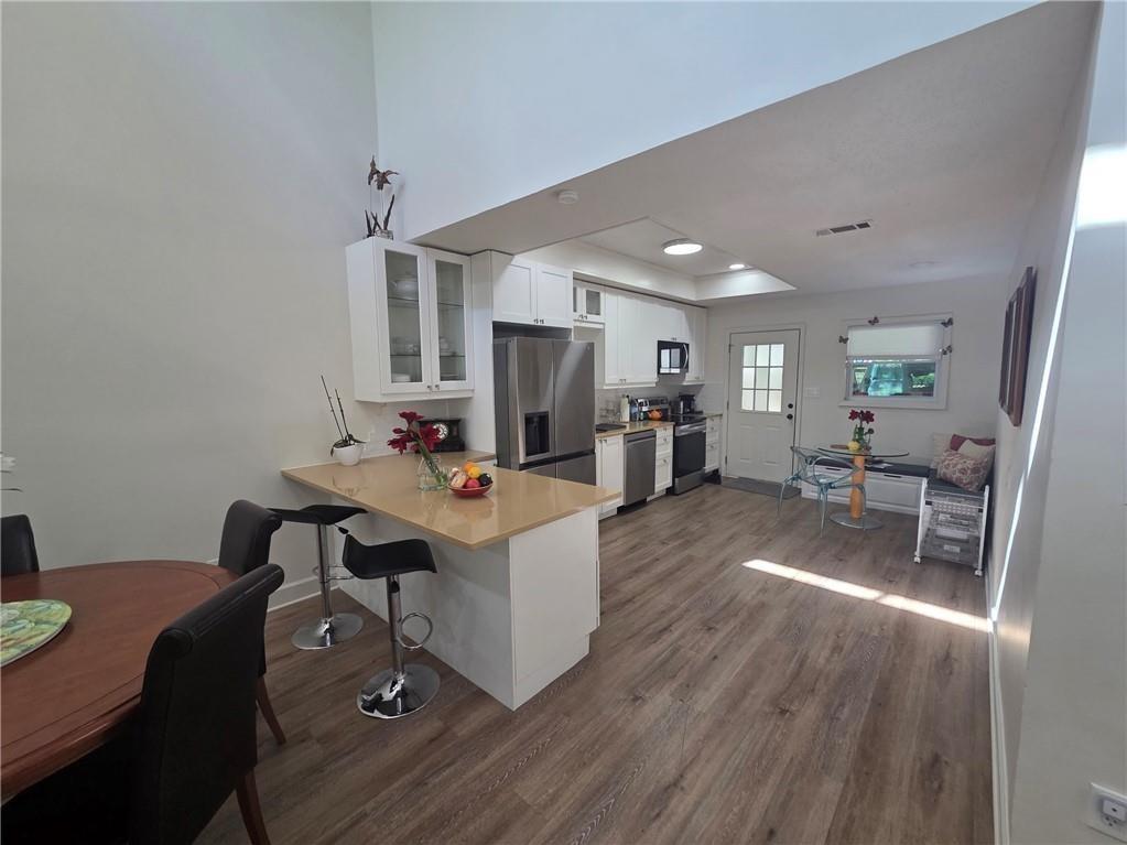603 Serramonte Drive NE