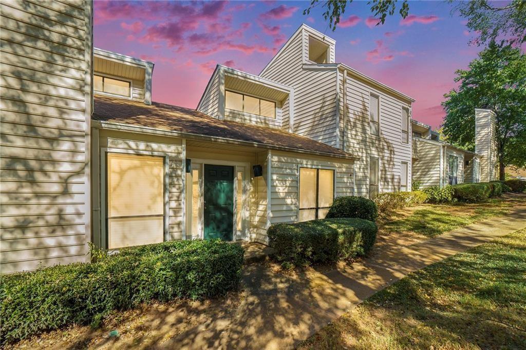603 Serramonte Drive NE