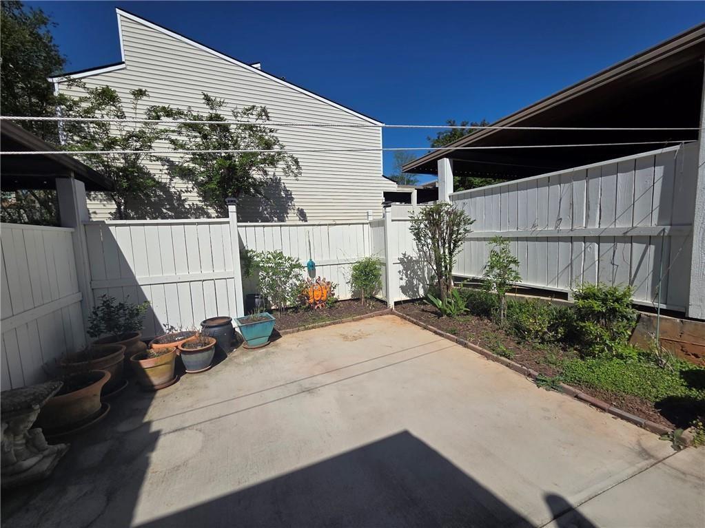 603 Serramonte Drive NE