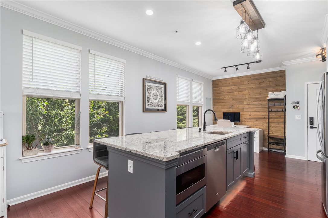 1000 Providence Place 343