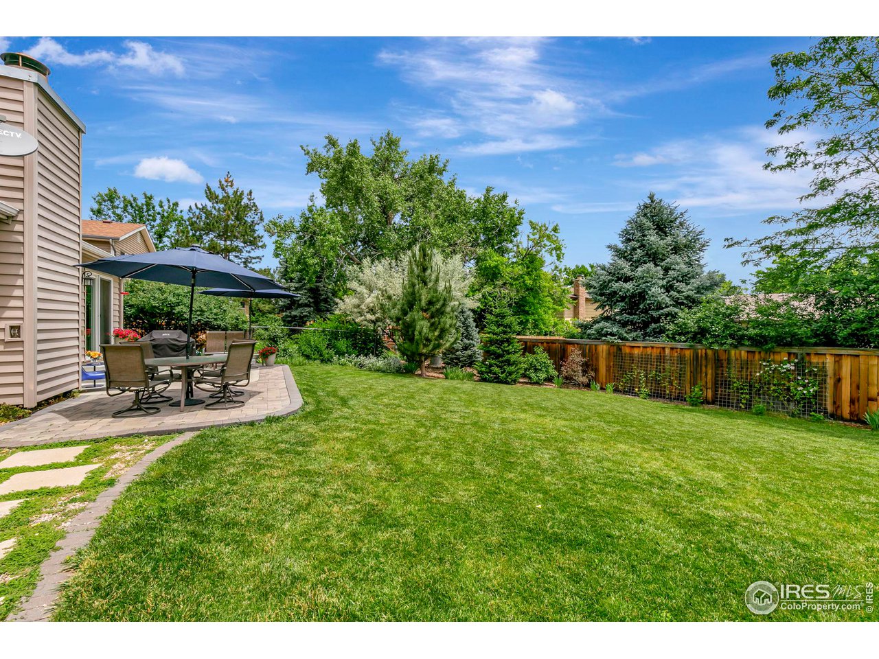 7490 Devinney Ct