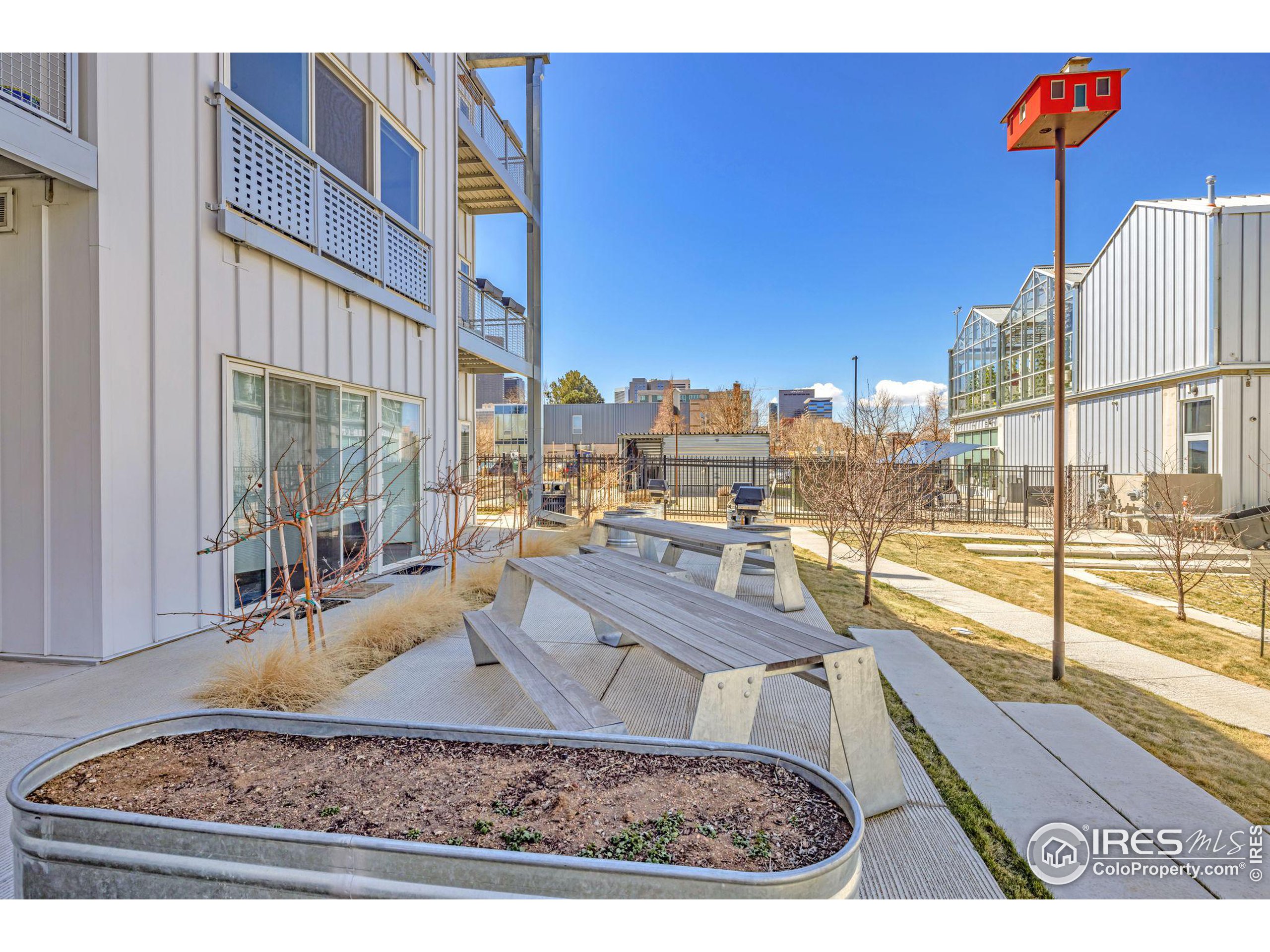 2525 Arapahoe St 109