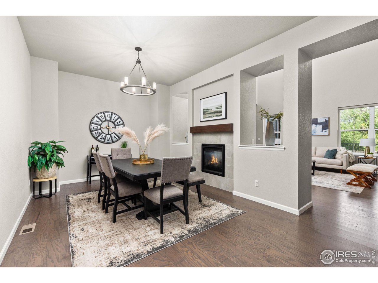 643 Stage Station Way