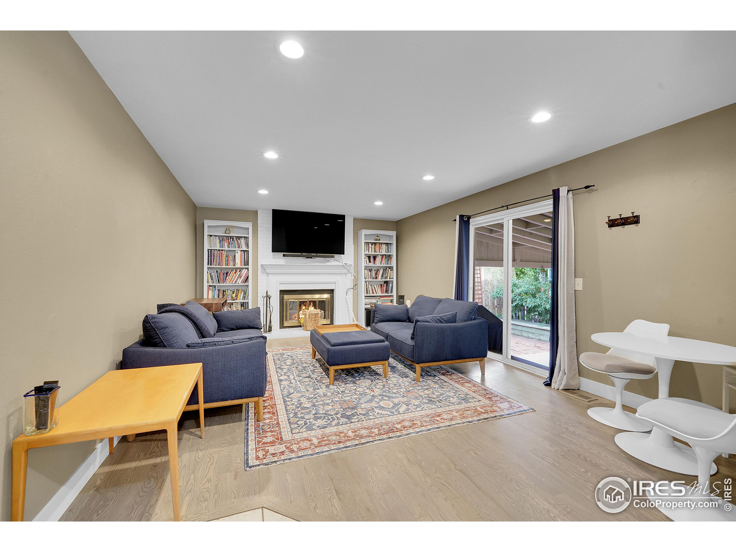263 Hoover Ave