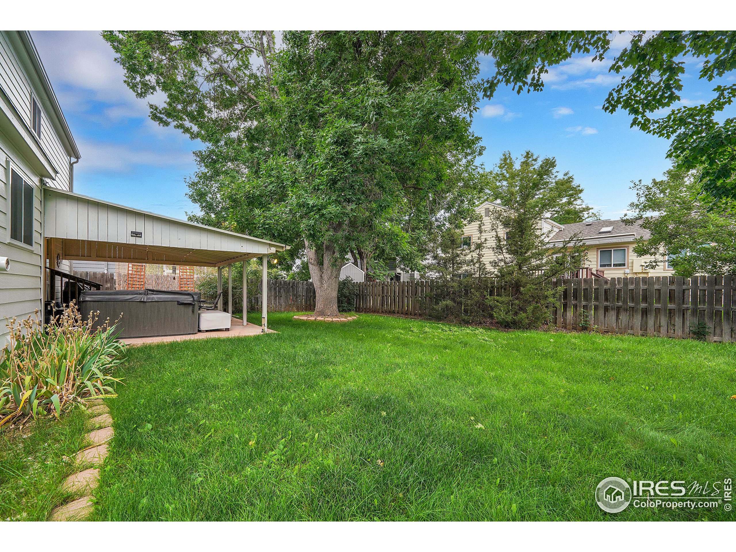 263 Hoover Ave
