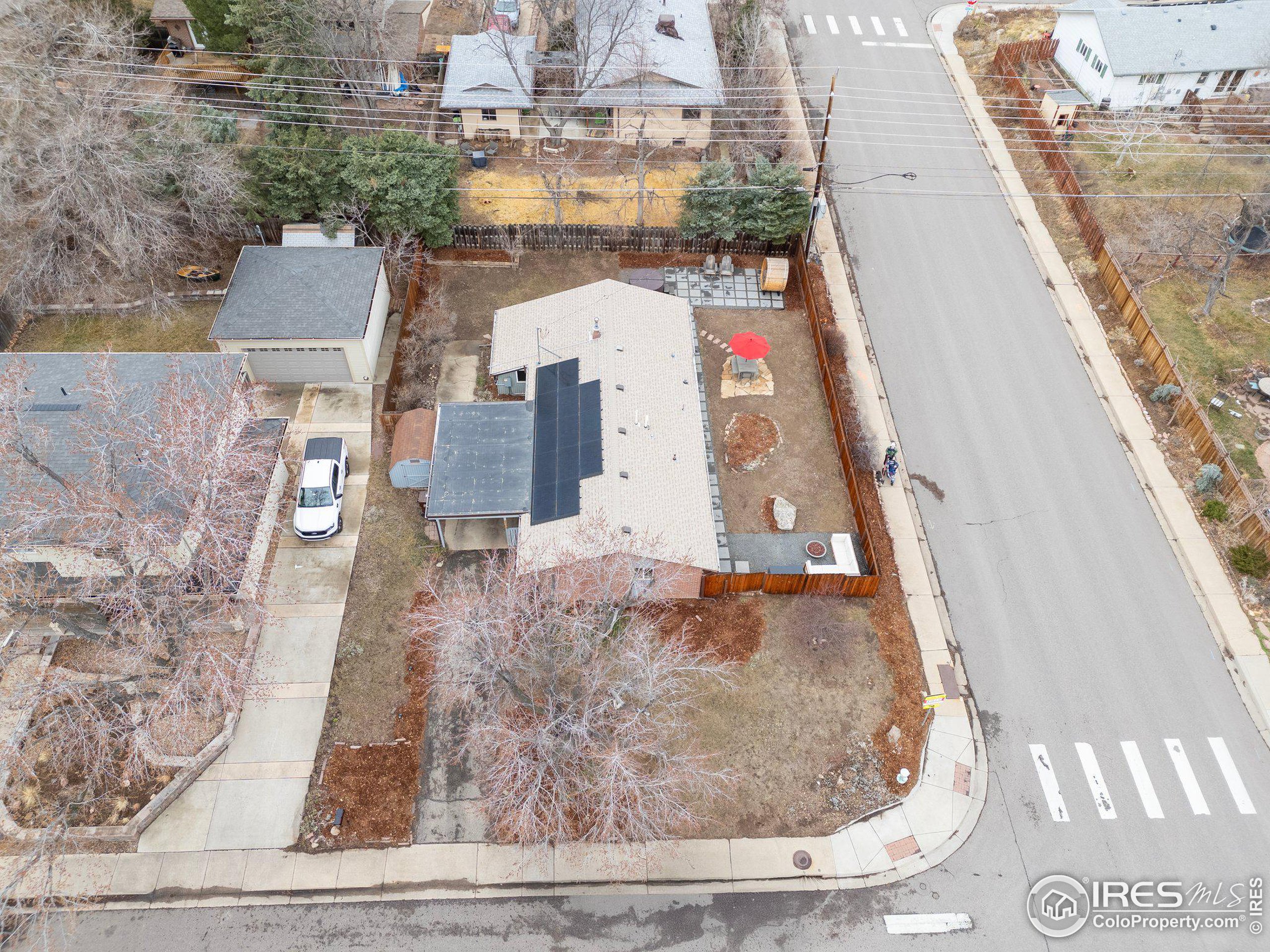 1105 Hartford Dr