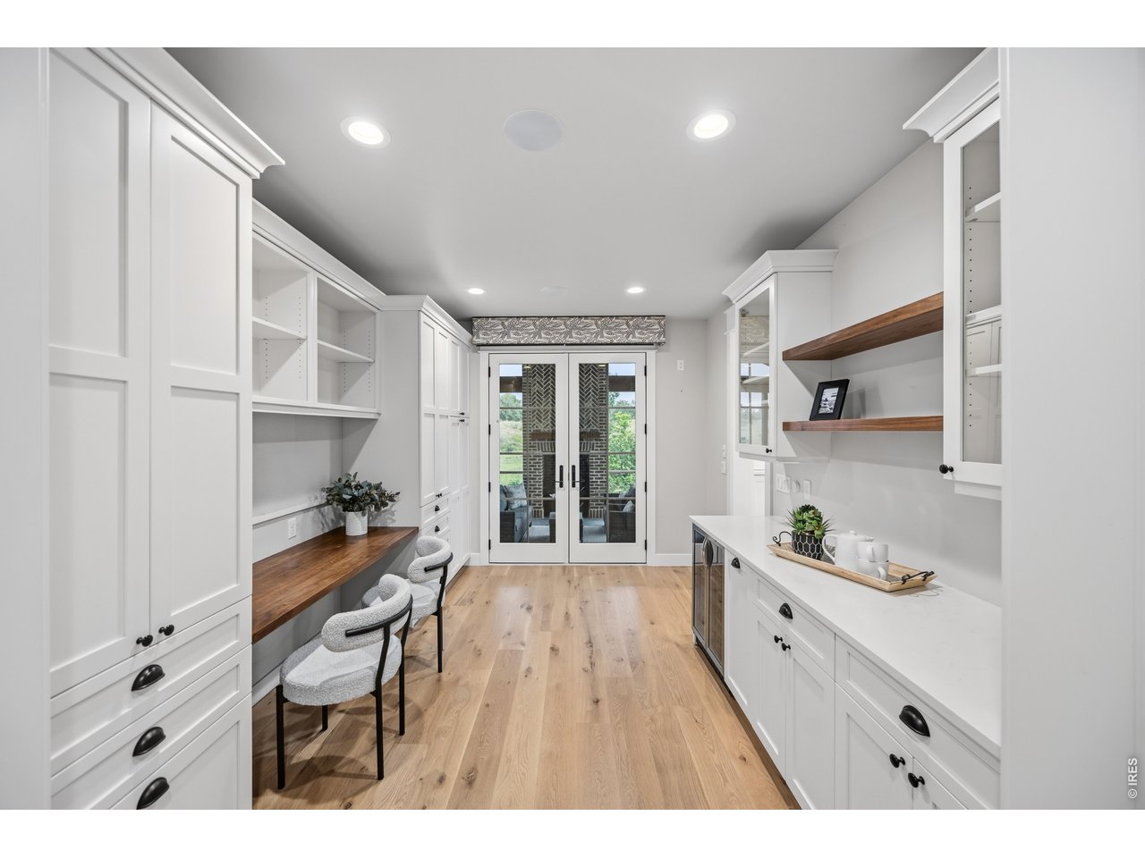 5794 Jackdaw Dr