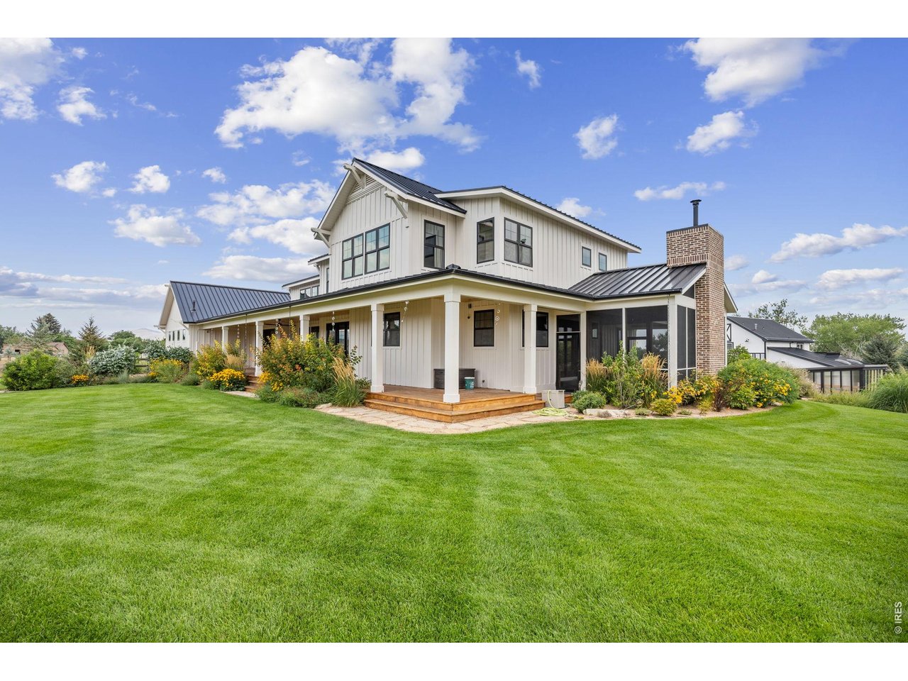 5794 Jackdaw Dr